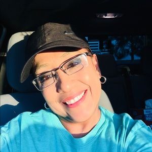 Meet your Posher, Alicia